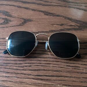 Stylish Black and Gold Sunglasses